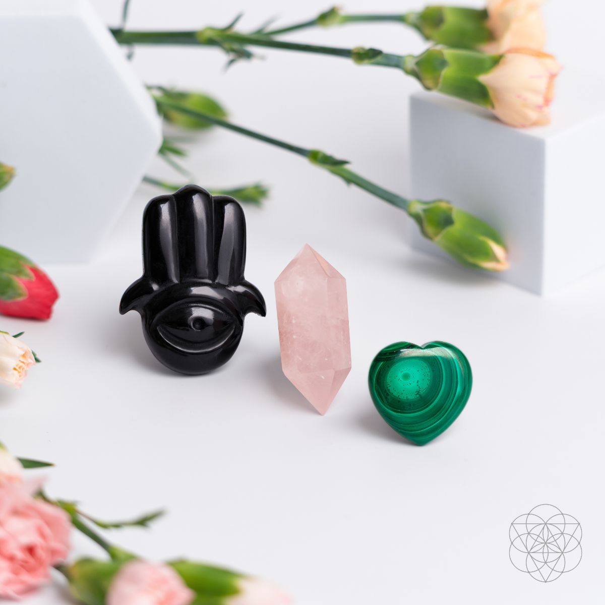 hamsa-hand-of-safe-travels-aromatherapy-crystal-car-kit