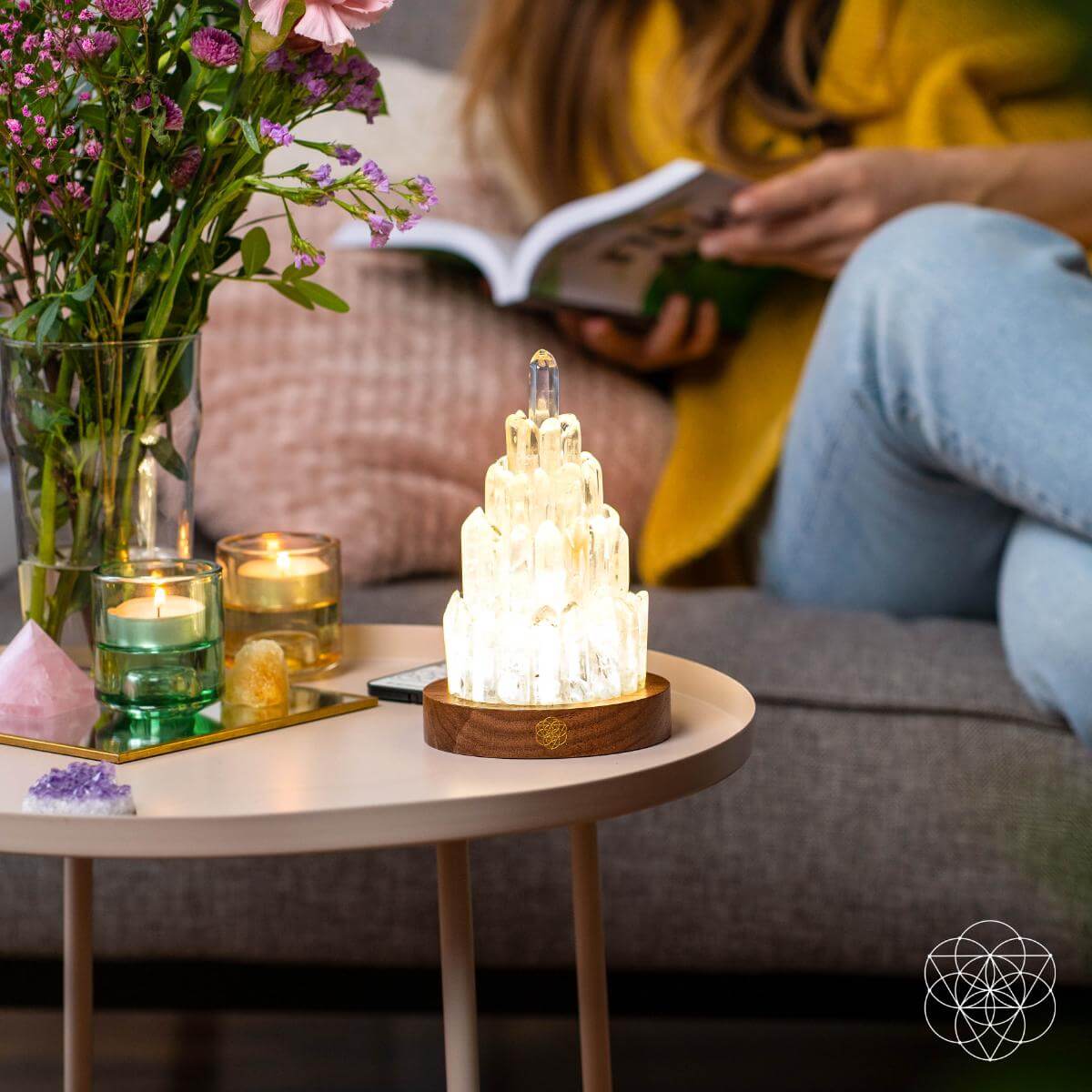the-clear-quartz-manifestation-tower-lamp