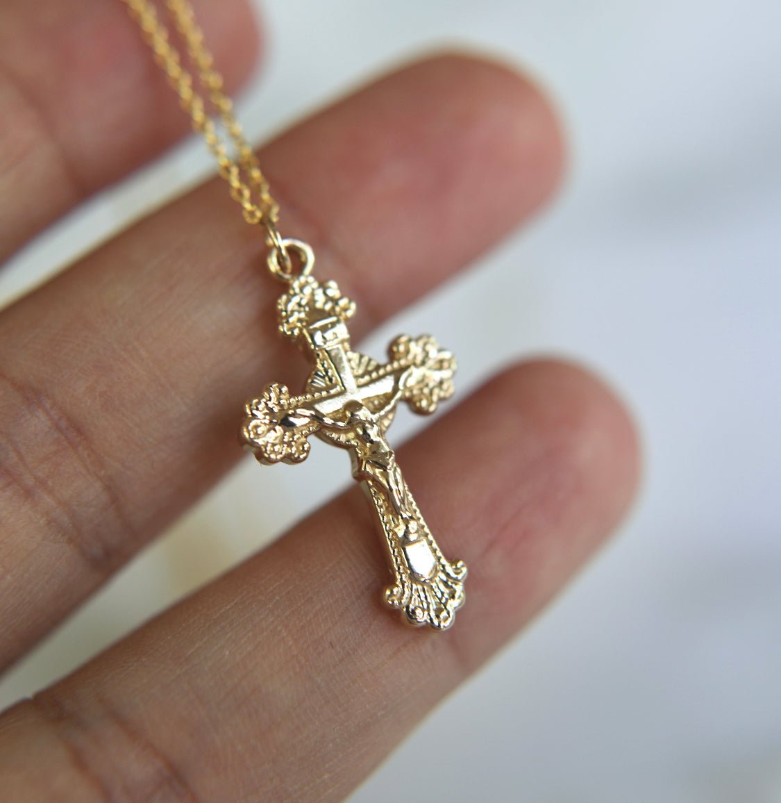 14k Gold Crucifix Necklace - Ethereal Essentials