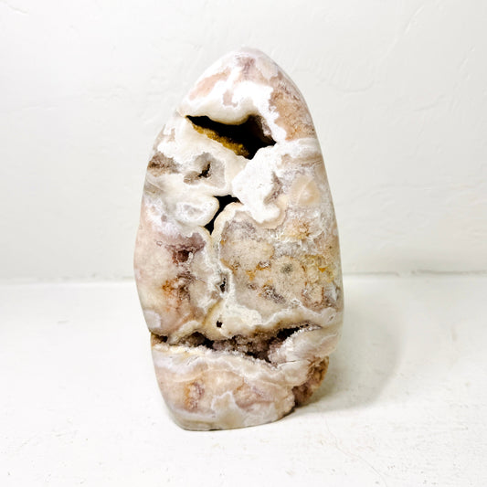 Polished Pink Amethyst Flower Agate Freeform – Subtle Lavender Tones, Orbicular Patterns & Natural Druzy Cavities