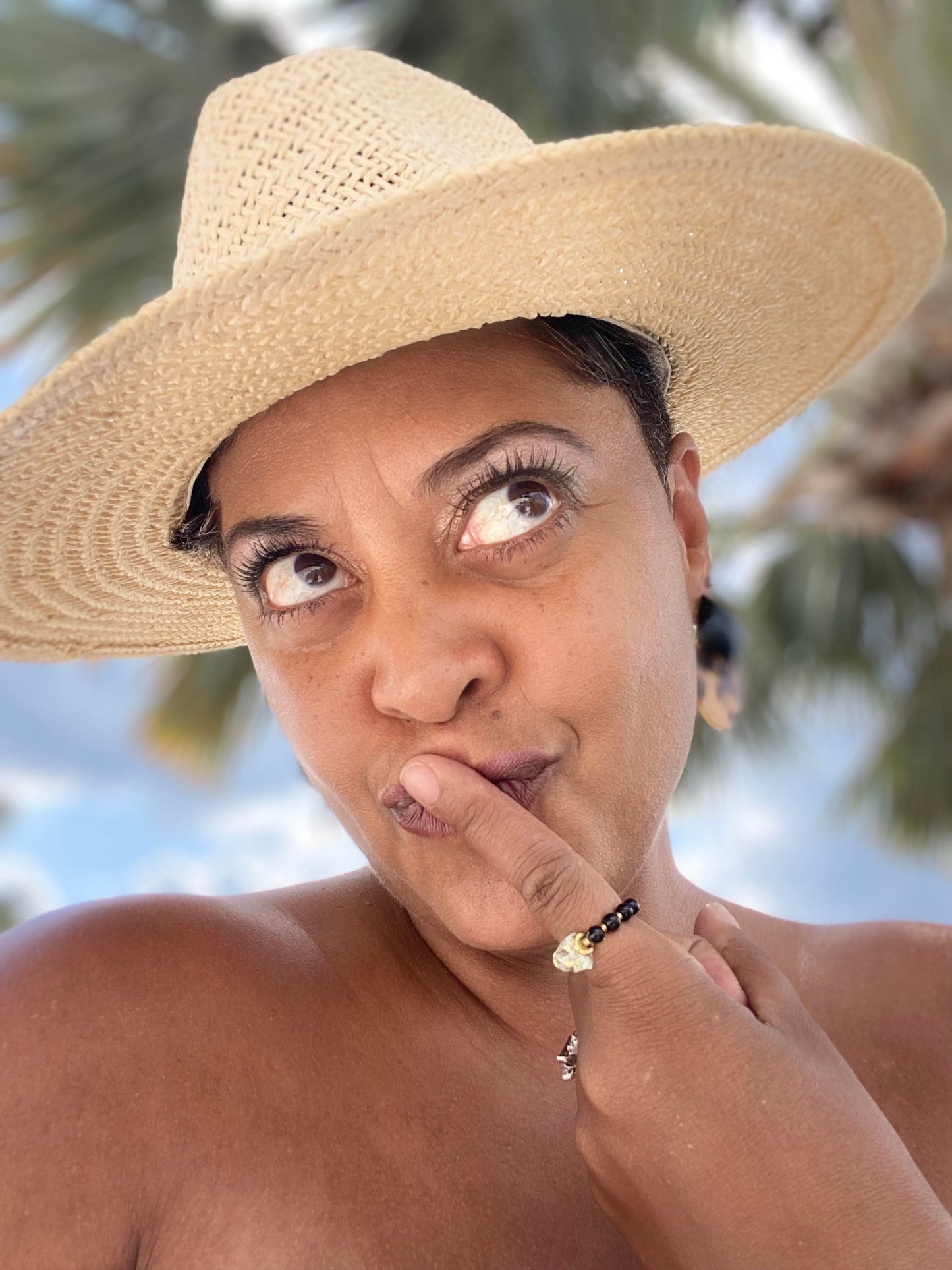 Zaida Handmade Light Blue Topaz, Black Tourmaline, and Gold Hematite Expandable Ring