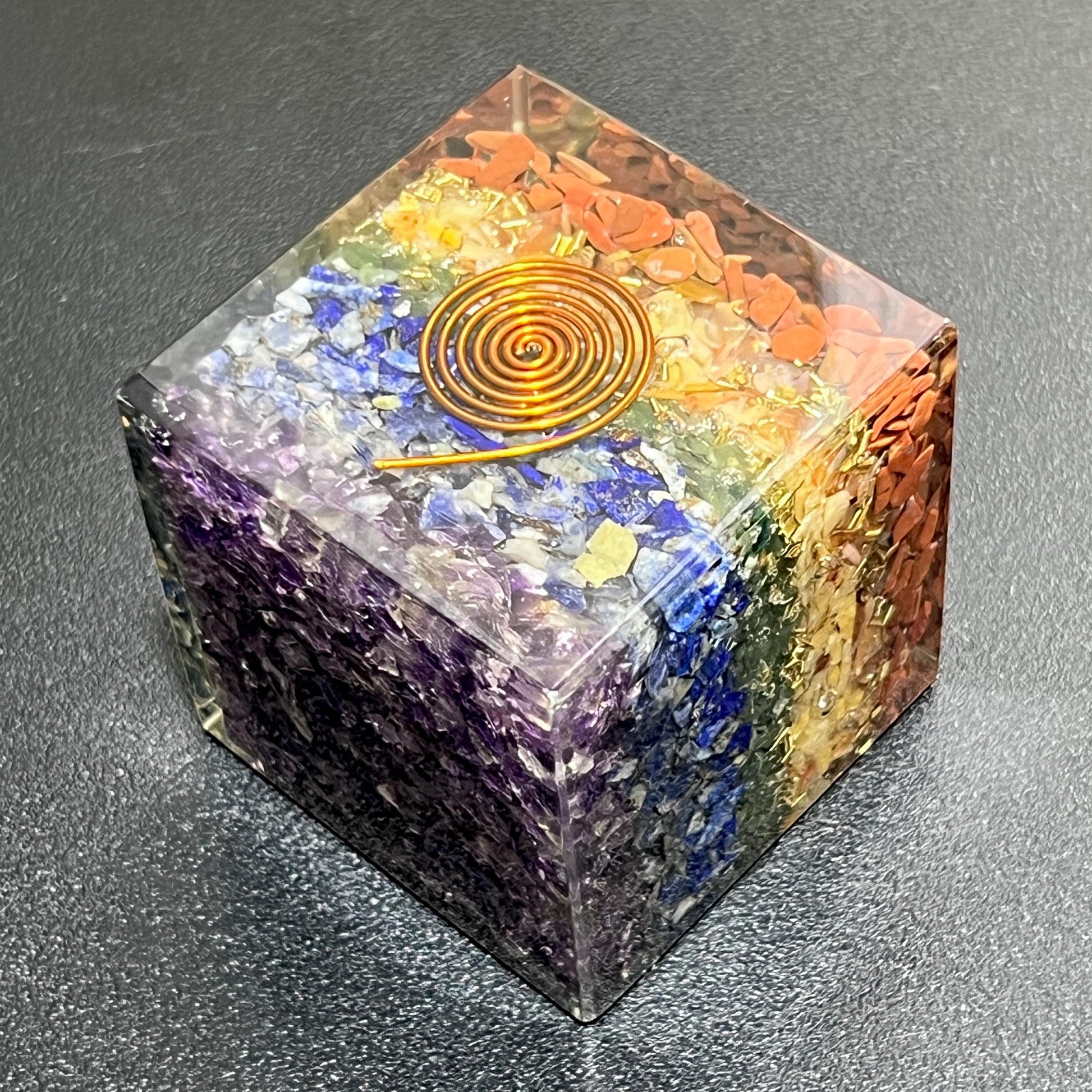 Single resin chakra cube
