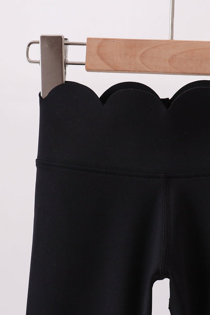 Black Scalloped Yoga Active Leggings - Ethereal Essentials