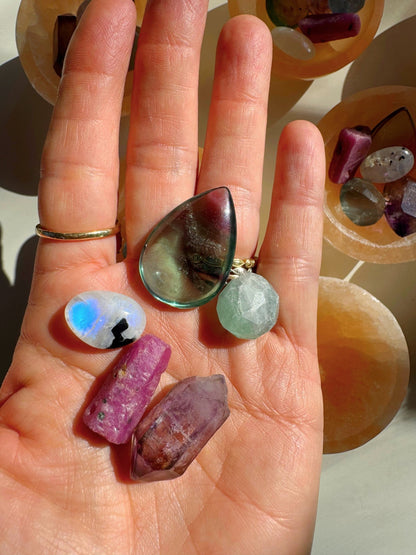 Creative Crystal Energy Gems Set - Ethereal Essentials