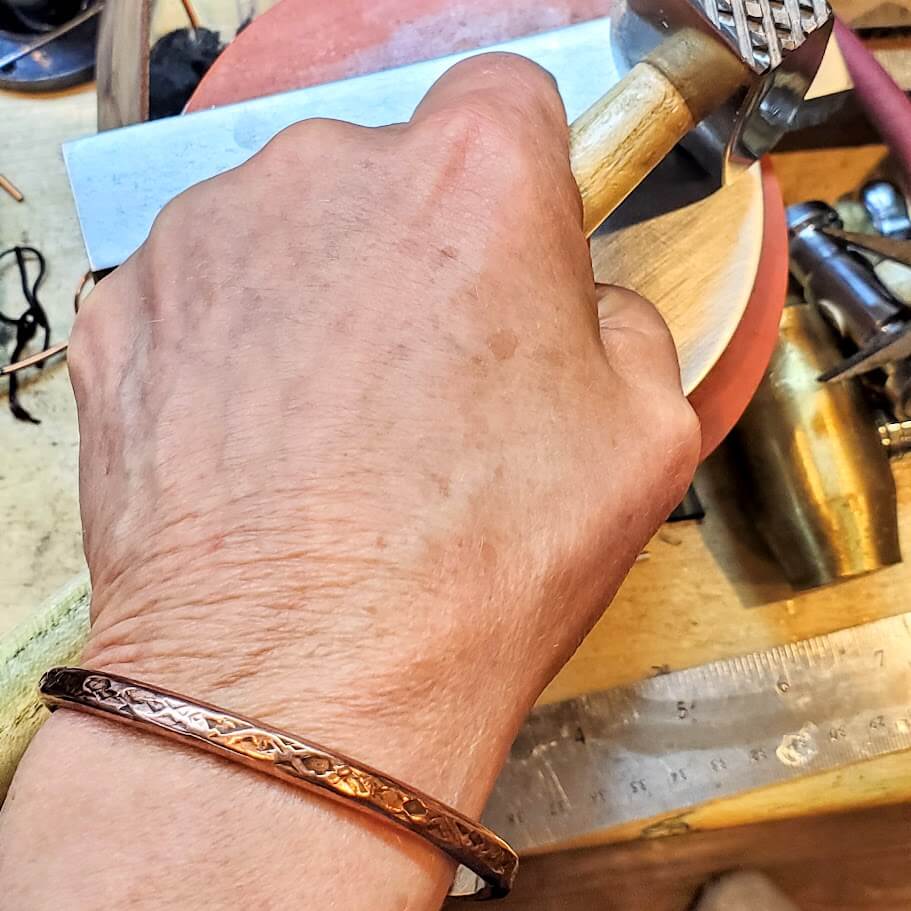 Handmade 2 ounce 6 Gauge Copper Hammered BIGGA Bangle - Ethereal Essentials