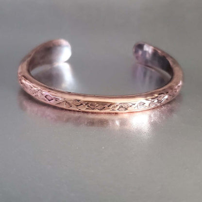 Handmade 2 ounce 6 Gauge Copper Hammered BIGGA Bangle - Ethereal Essentials