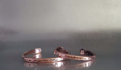 Handmade 2 ounce 6 Gauge Copper Hammered BIGGA Bangle - Ethereal Essentials