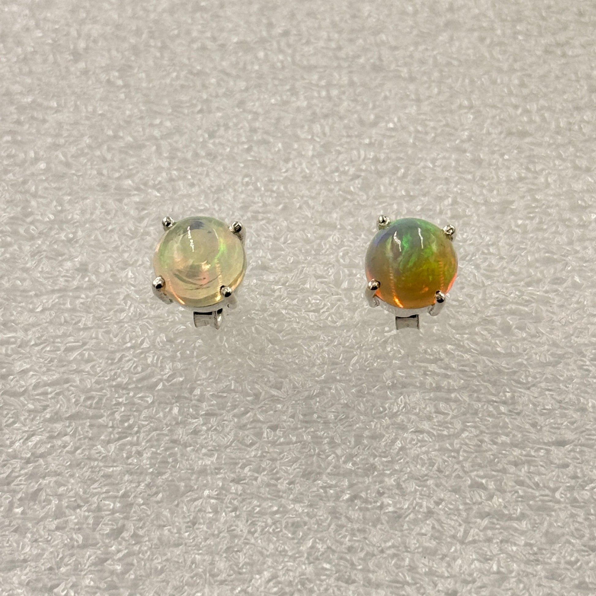Sterling Silver Round Ethiopian Opal Post Earrings - Ethereal Essentials